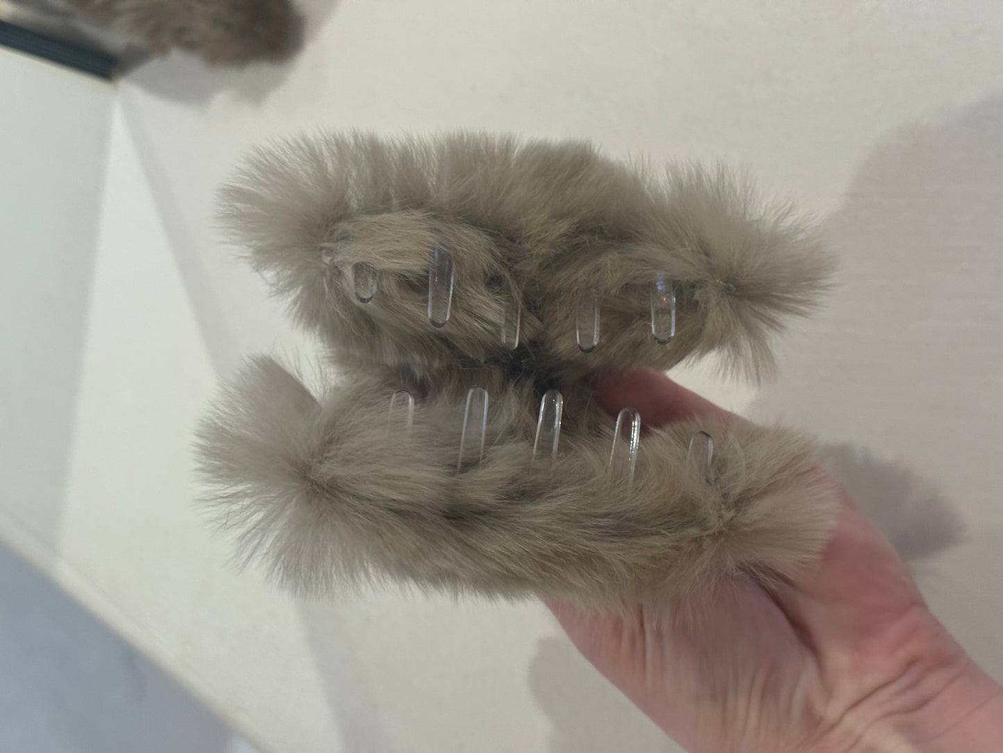 Teddy fluffy hair clip BEIGE